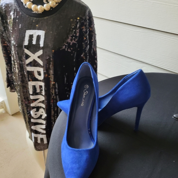 Shoes - Picture 8 of 9